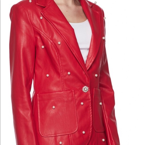 Meet your Posher, Sinaya - Picture 3 of 3